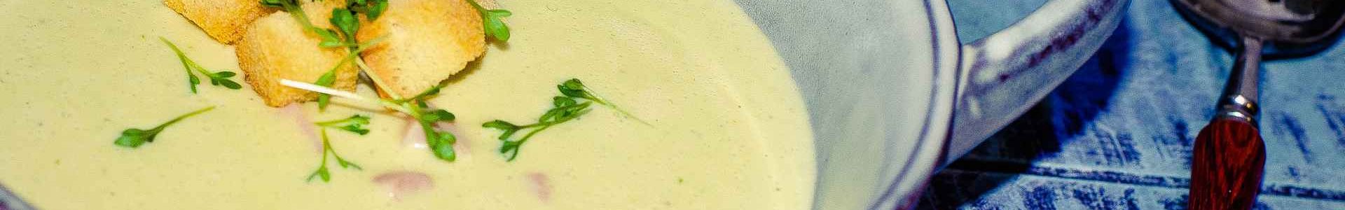 Сырный суп с брокколи и ветчиной